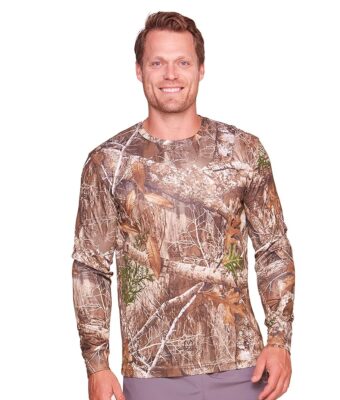 Realtree Men's Essential Camo Lightweight Performance Long Sleeve Shirt